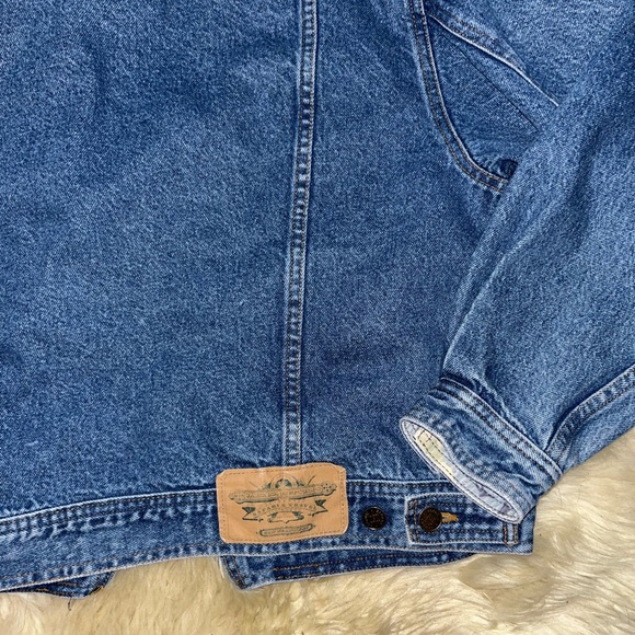 Banana republic authentic Safari and travel clothing Co. Jean jacket - Picture 5 of 6